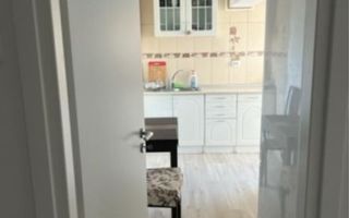 Închiriez apartament cu 2 camere, Bulevardul Unirii - Poză 4