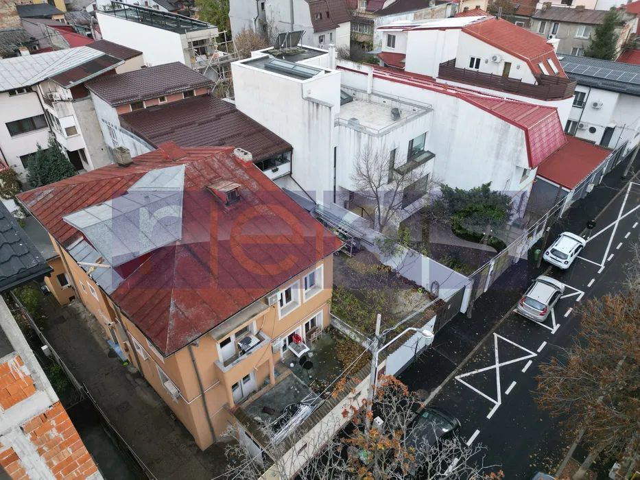 DE VANZARE OPORTUNITATE | VILĂ  CURTE INDIVIDUALĂ | TEREN 350 MP - Poză 1