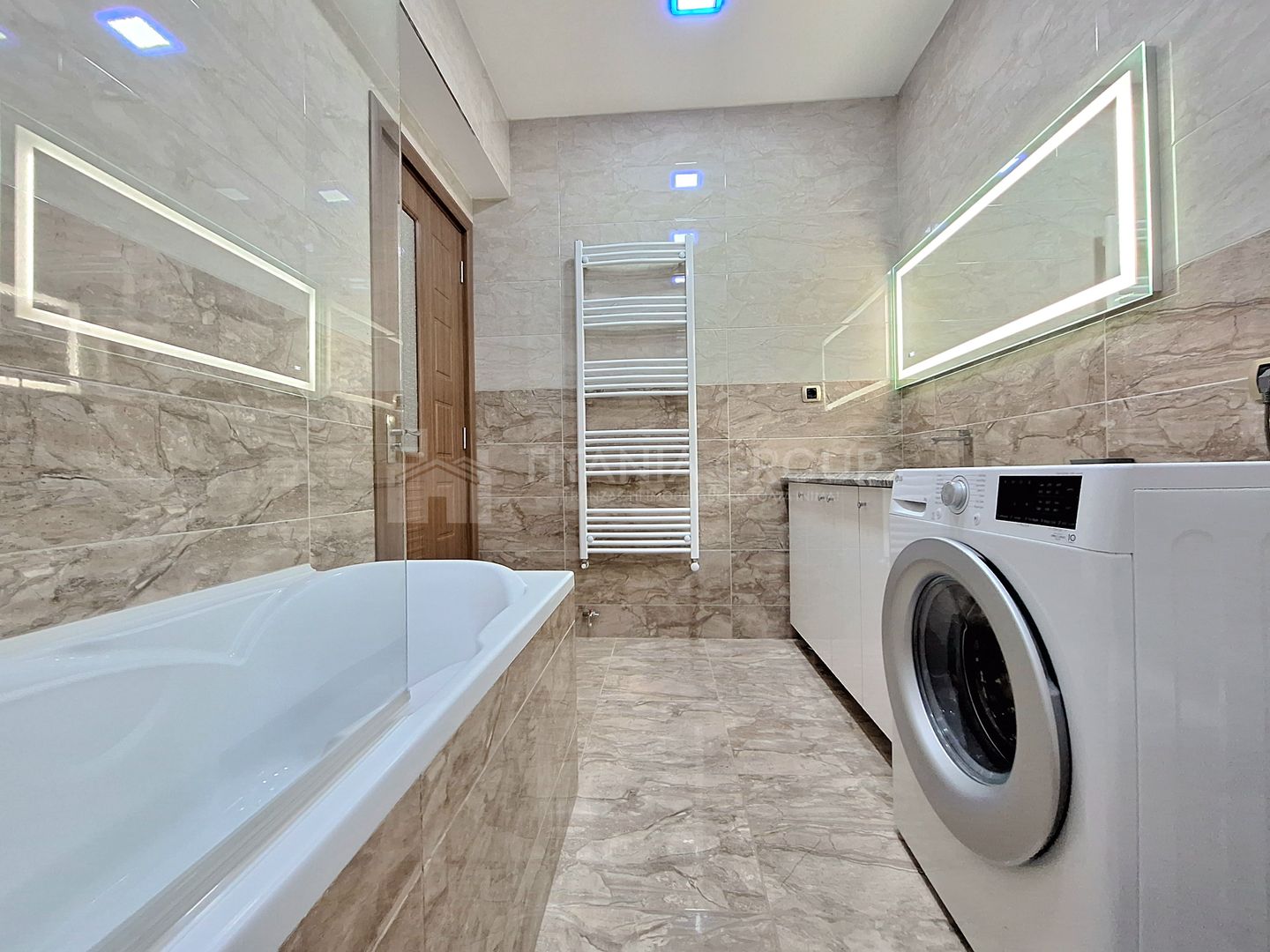 Apartament decomandat ultraspatios 72mp, 2 bai, Isaran Coresi - Poză 9