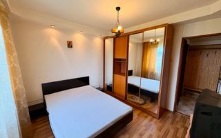 Apartament 2 camere decomandat cu balcon și pivniță în Vasile Aaron - Poză 9