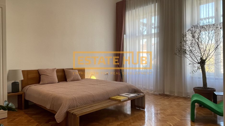 Apartament spectaculos de 125 mp in centrul istoric pe Str. Eroilor - Poză 23