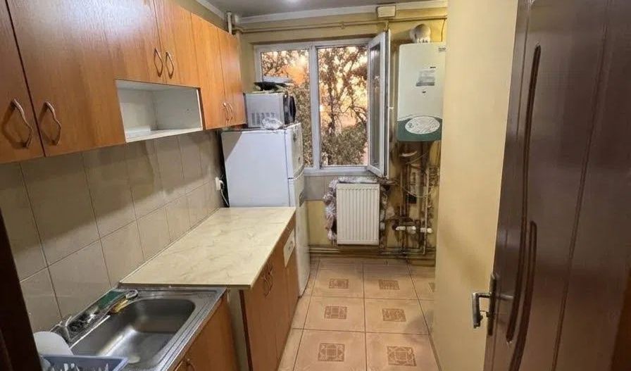 Apartament 3 camere Complexul Studentesc - Poză 5