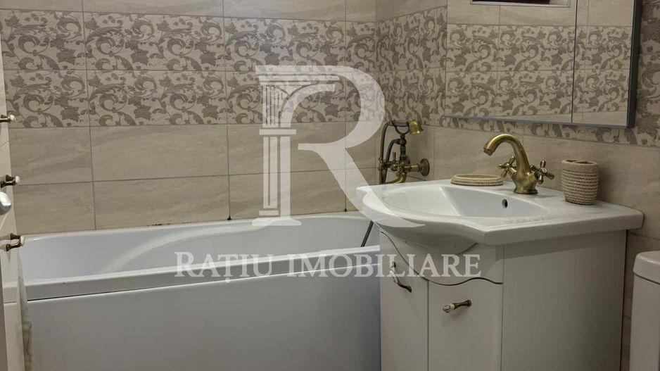 Apartament cu 3 camere | Etaj 3 | Decebal | Oradea - Poză 5