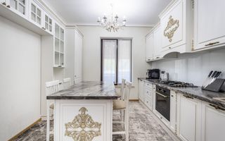 Chirie, casă, 270 mp, strada Grenoble, Botanica - Poză 2