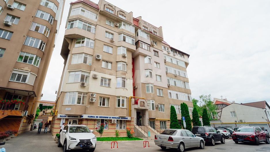 Spațiu Comercial I Vânzare – 132,3 m²I Parter I str. Petru Movilă 23/9 I Centru - Poză 2