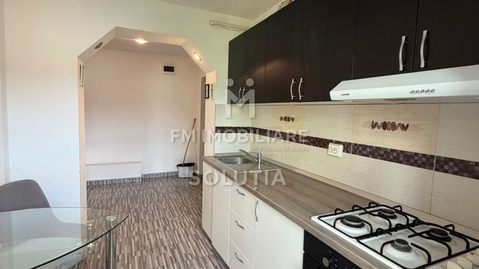 Închiriere apartament 2 camere decomandat – strada Oituz - Poză 3