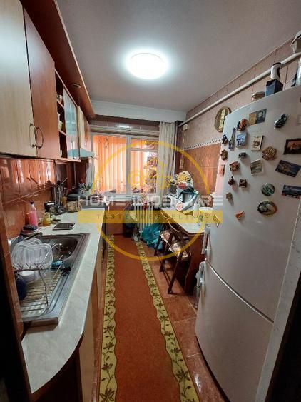 Apartament cu 2 camere / 53mp / zona Podu Ros - Poză 5