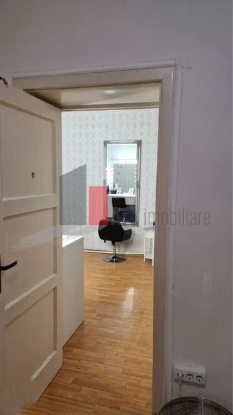 Primaverii, bloc cu regim mic de inaltime, locuit sau investitie - Poză 2