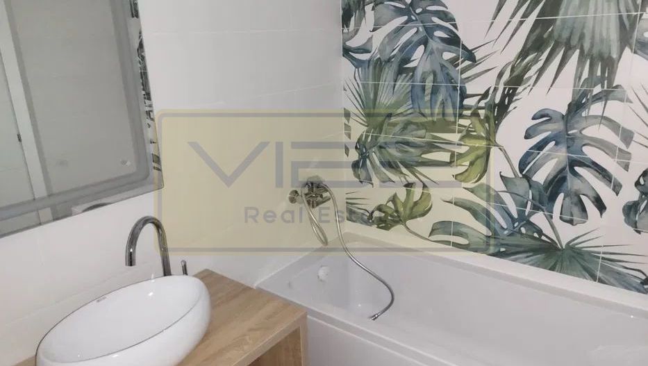 Copou- Sadoveanu- 2 camere -50mp- Priveliste la bulevard ! Predare Imediata ! - Poză 7