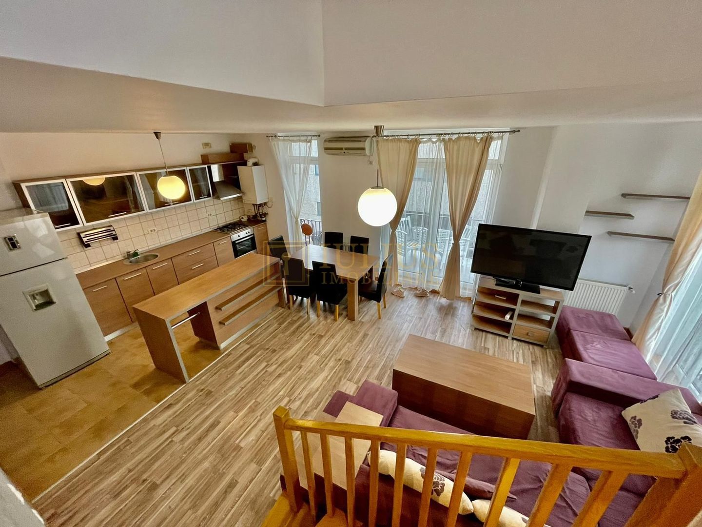 Zona Aradului, 3 camere + 2 bai, centrala proprie, parcare subterana - Poză 3