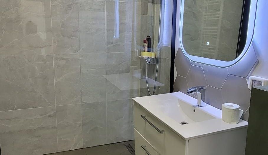 Studio modern de închiriat | Tomis Plus |  Loc de parcare privat - Poză 8