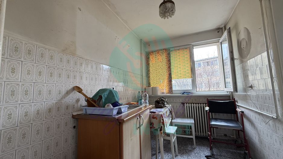 4 camere ultracentral | Universitate – Romană | Ideal locuire sau investiție - Poză 5