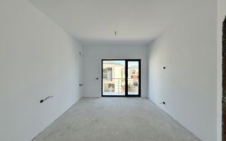 Vila 5 camere Tunari langa Cosmopolis - Poză 9