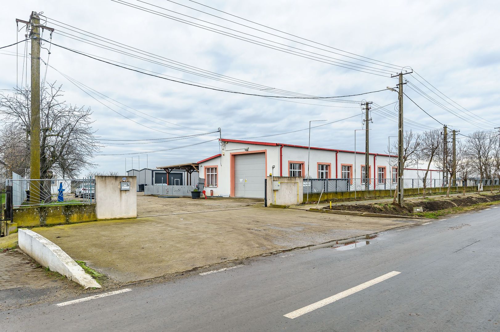 Hale depozitare/producție 2.000 mp si 10.000 mp teren în Pecica - Poză 11