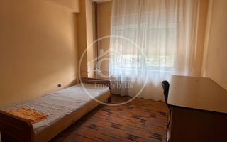Apartament de închiriat cu 3 camere în zona centrală, Oradea - Poză 3