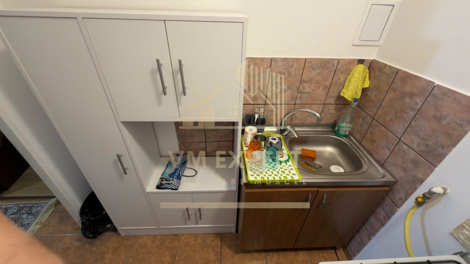 GARSONIERĂ TRANSFORMATĂ  APARTAMENT 2 CAMERE PARTER ZONĂ CENTRALĂ CAMPULUNG - Poză 9