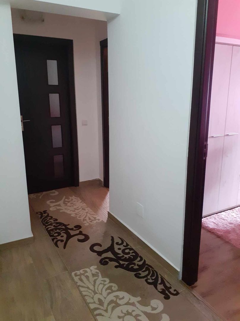 Ag EUROPA vinde ap. 3 cam. 48mp la PARTER în Micro 16. - Poză 4