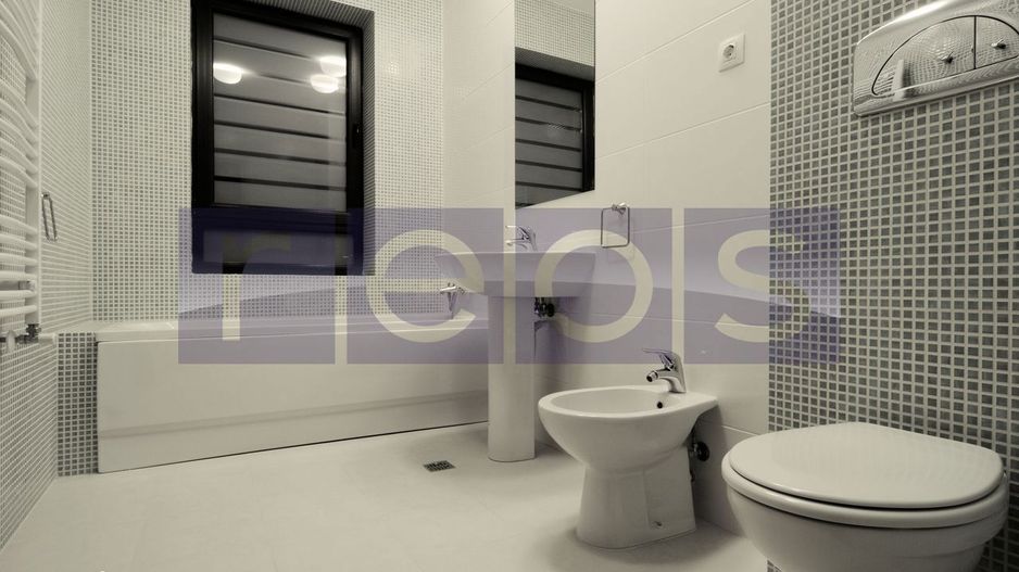 VANZARE APARTAMENT DEOSEBIT 81MP | 3 CAMERE | MOBILAT-UTILAT | PARCARE - Poză 13