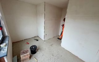 Duplex fără perete comun | 4 camere | 100 mp utili | 300 mp teren | Lunca Cetățu - Poză 8