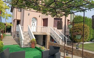 🏡 VILA DEOSEBITĂ DE VÂNZARE ÎN ARAD – ZONA CENTRALĂ - Poză 4