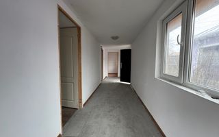 Casa in centru comunei Traian | jud. Bacau | de vanzare - Poză 4