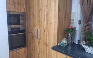 BRASADAS vinde ap 2 cam etaj 4/4 în Micro 16. - Poză 7