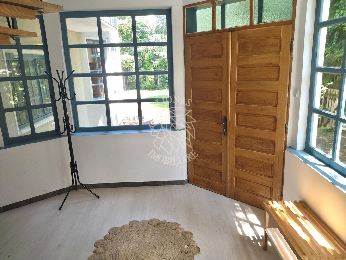 3 Cabane 15 camere 275 mp-teren 1020 mp-ciubar-foisor-Colibita - Poză 14