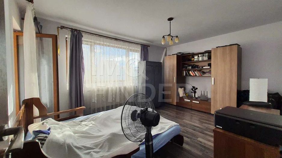 Apartament etaj 1 cu Parcare bloc tip vila zona Iulius Mall - Poză 1