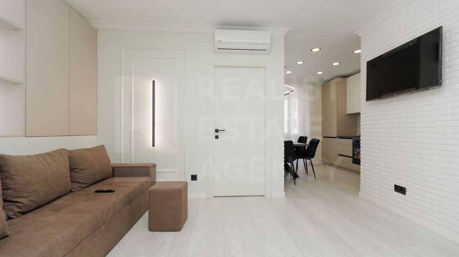 Vânzare, apartament, 2 dormitoare, str. Ion Buzdugan, Buiucani - Poză 4