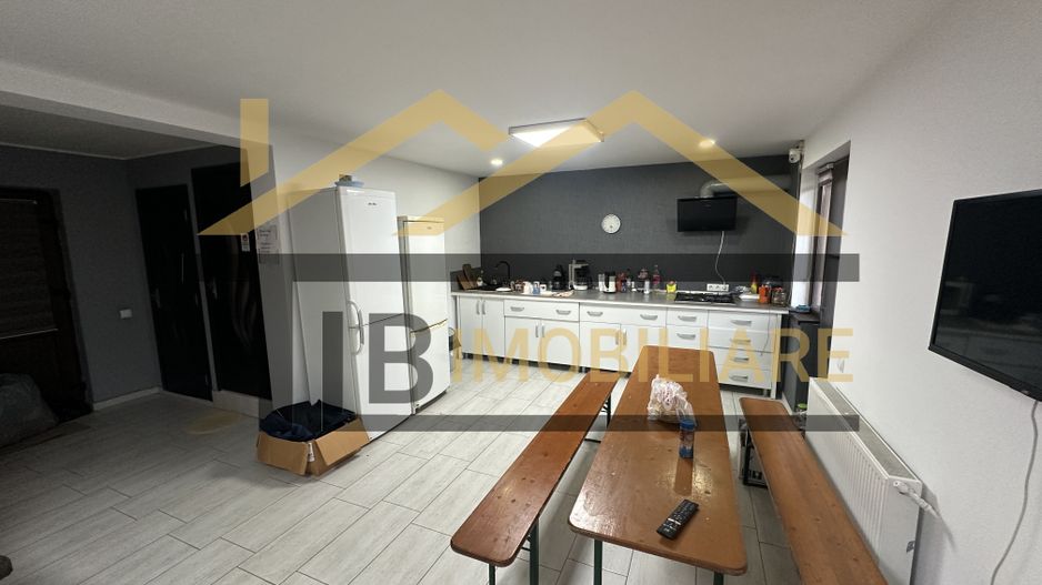 Casa cu 6 camere, 290mp, capacitate 14 persoane, Zona Cristesti - Poză 9