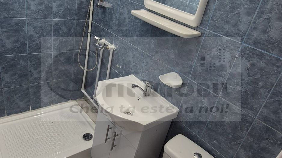 GARSONIERA  LIBERA  ETAJ 2 DIN 3  BAZA 3 - Poză 3