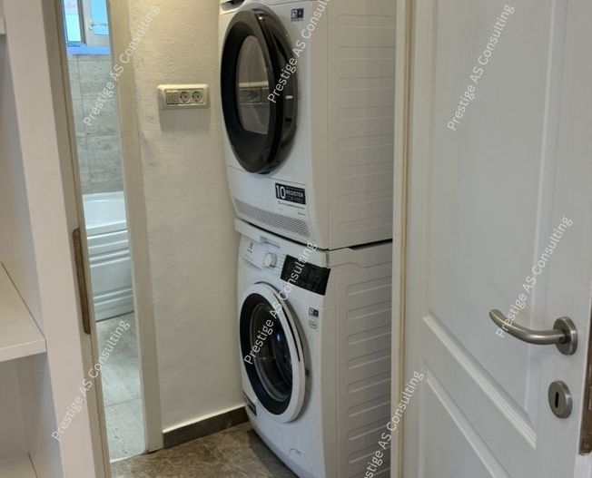 Apartament 3 camere Etaj 2 |  Complexul Studenntesc | Zona Linistita - Poză 6