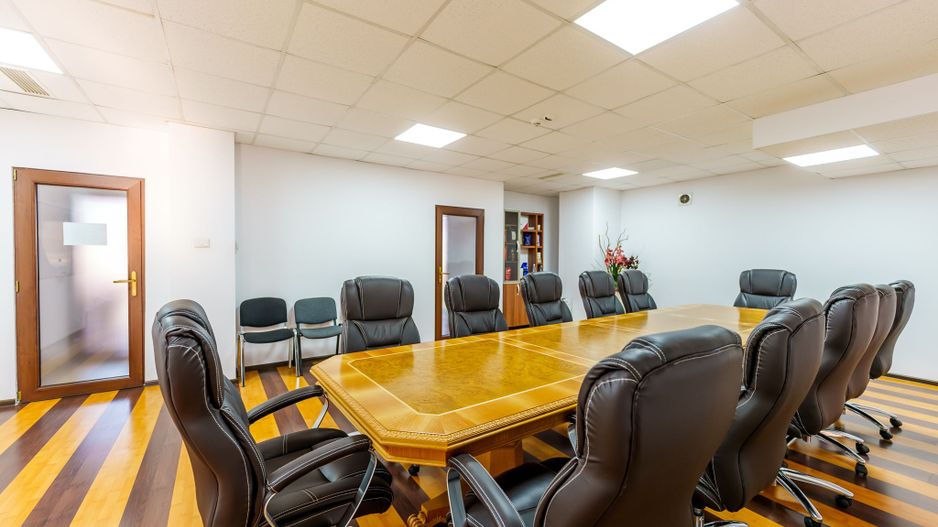 Spațiu comercial cu destinații multiple - Poză 1