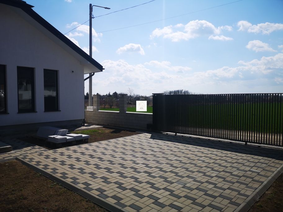 Vila Manastirea Buftea - Poză 3