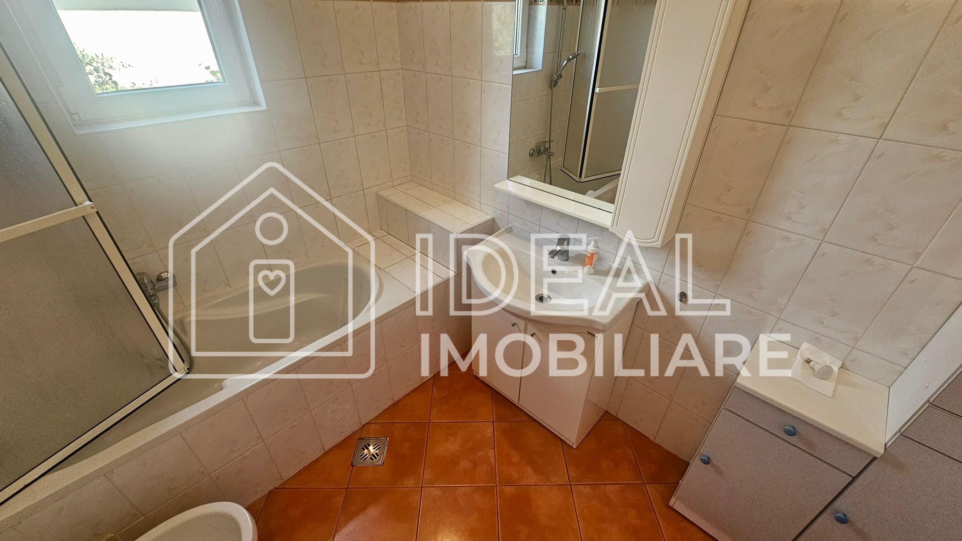 Apartament de închiriat la casă – 3 camere, Calea Dumbrăvii - Poză 10