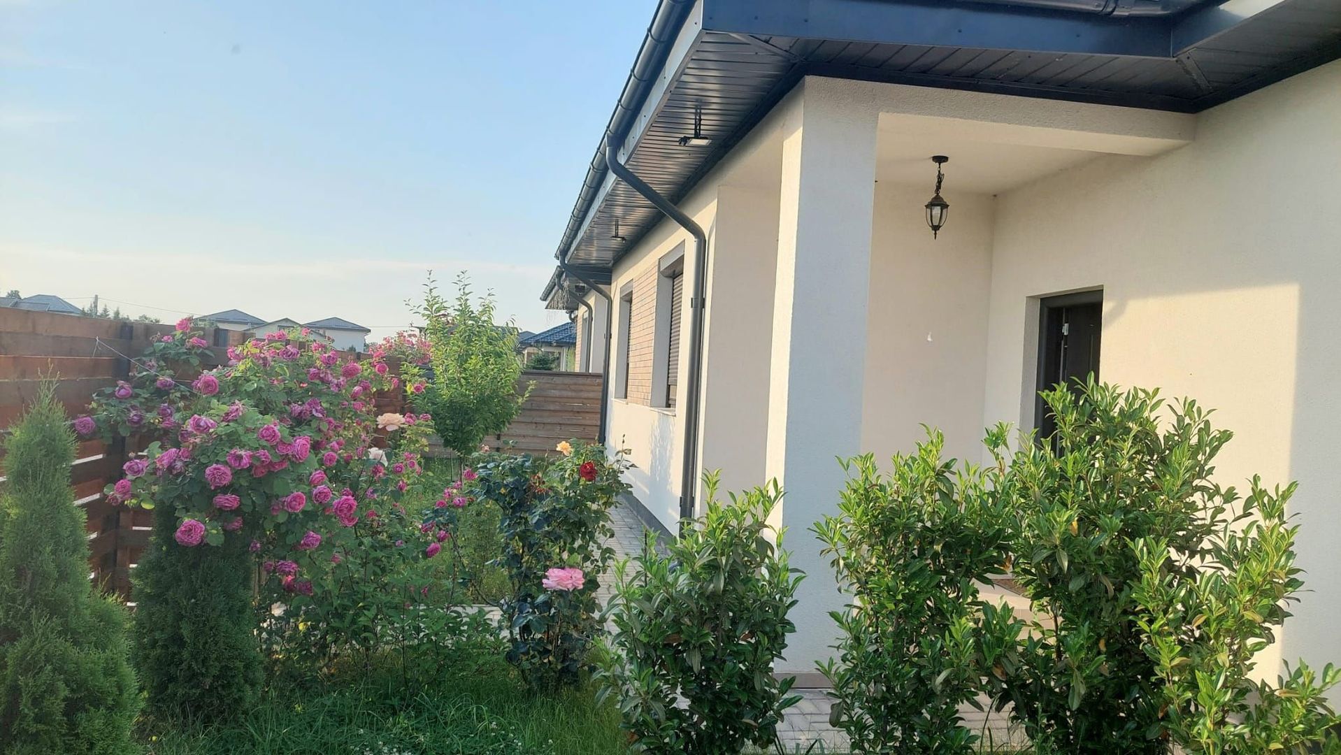 Casa individuala in Corbeanca, mobilata si utilata, gata de locuire. - Poză 5