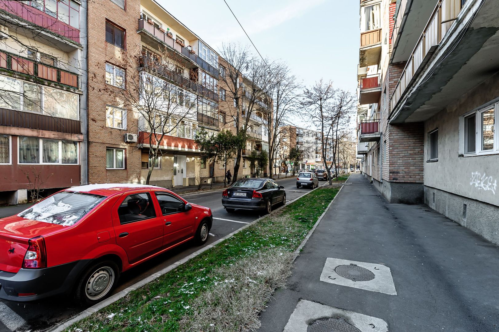 Apartament cu 3 camere etaj 3 zona Miorița, cartier Micalaca - Poză 9