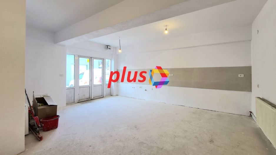 Spatiu birouri de închiriat Brasov - 33 mp # plus-imo.ro - Poză 1