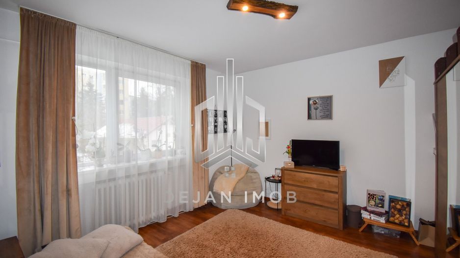 Apartament cu 3 camere | Etaj 3 | Zona Simeria - Poză 4