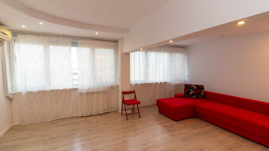 Apartament cu 2 camere decomandat de vanzare in zona Muncii Basarabia - Poză 1