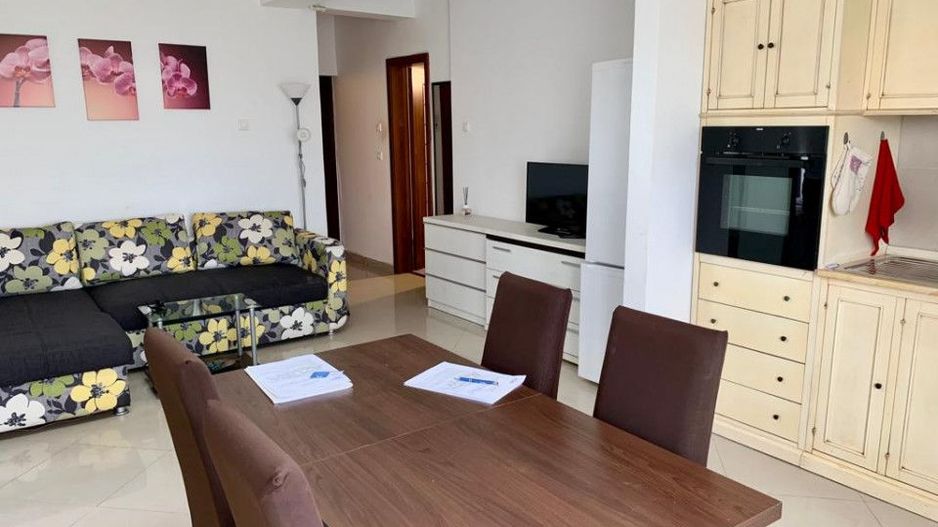 Vanzare Apartament 3 Camere Prundu - Poză 3