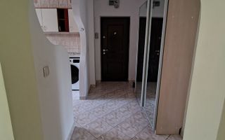 Apartament de vânzare, zona PODU ROȘ, 3 camere, semidecomandat, etaj 1 - Poză 8