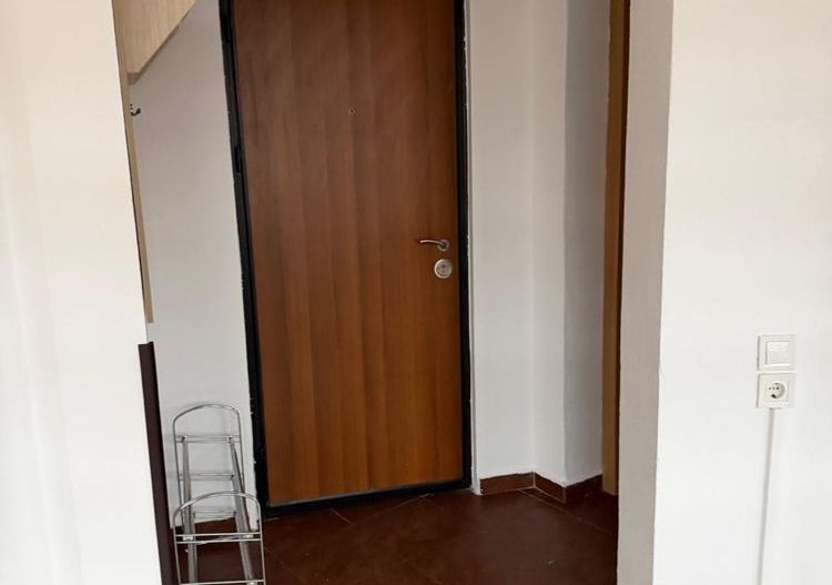 APARTAMENT 2 CAMERE DECOMANDAT | ZONA RESITA-LAZARET - Poză 2