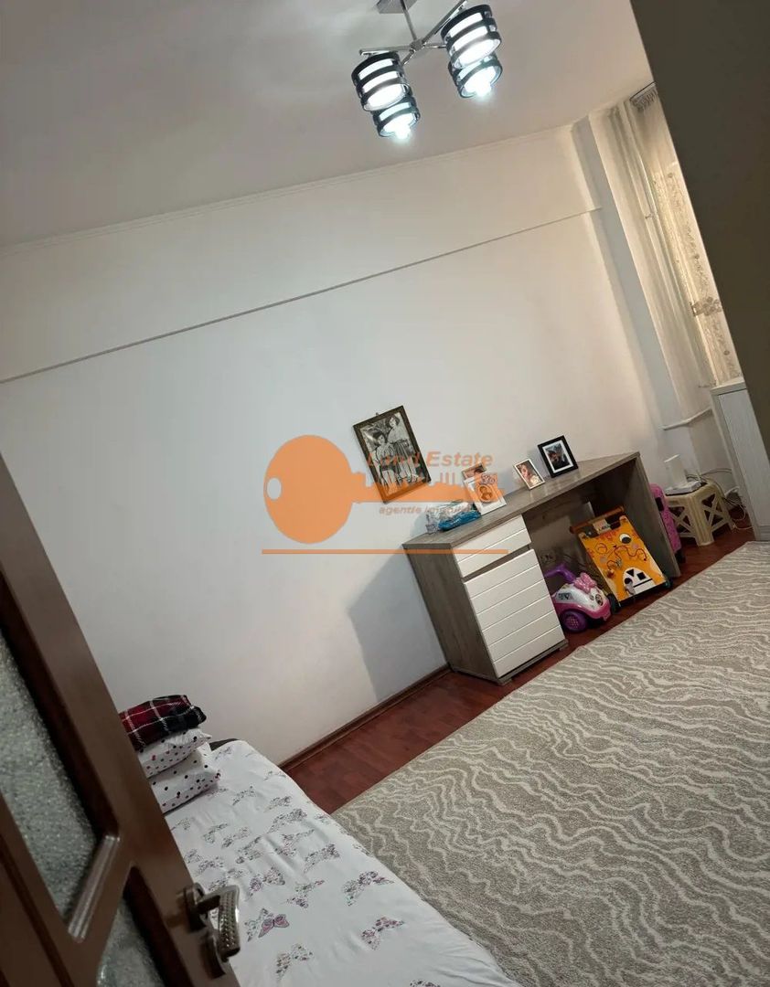 2 camere Drumu Taberei-Renovat-1983 - Poză 6