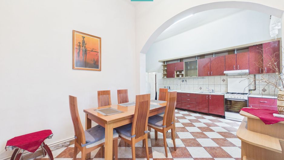 Apartament generos cu 3 camere – Zona Centrală - Poză 8