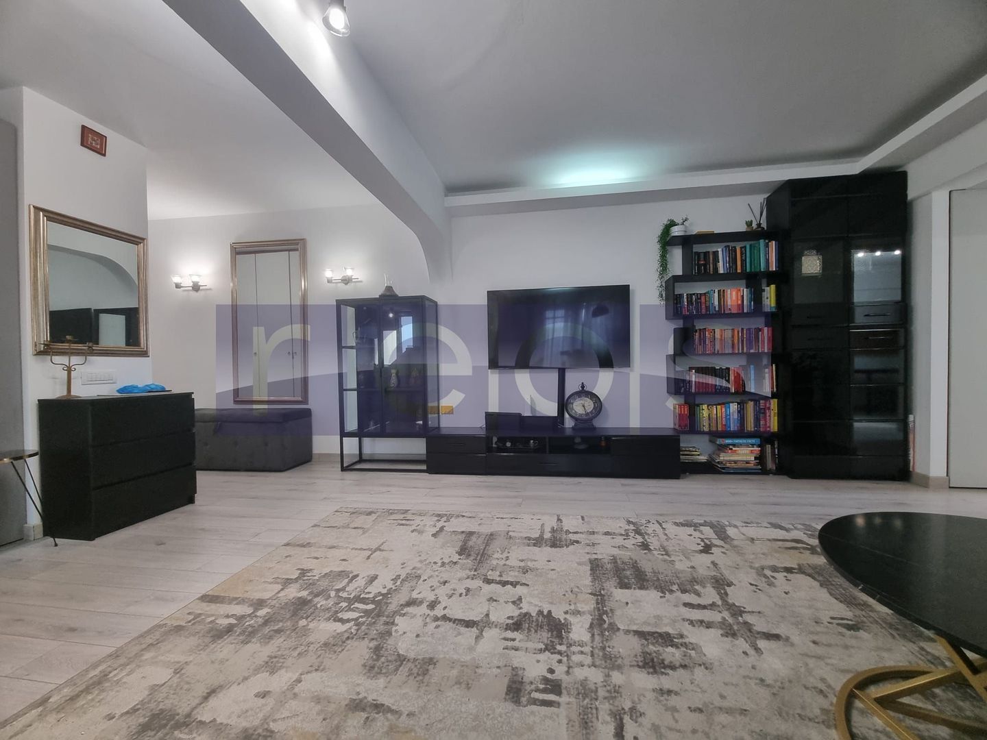 VANZARE 3 CAMERE | SEMIDECOMANDAT | ZONA TINERETULUI-CALEA VACARESTI - Poză 1