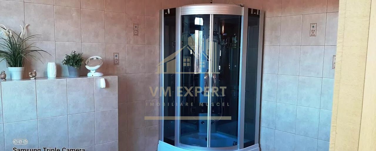 VILA 8 CAMERE, TEREN 1294 MP + 2712 MP PADURE, CAMPULUNG - Poză 11