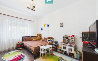 Casă 3 camere, 544 mp teren, Gai, curte + garaj - Poză 3