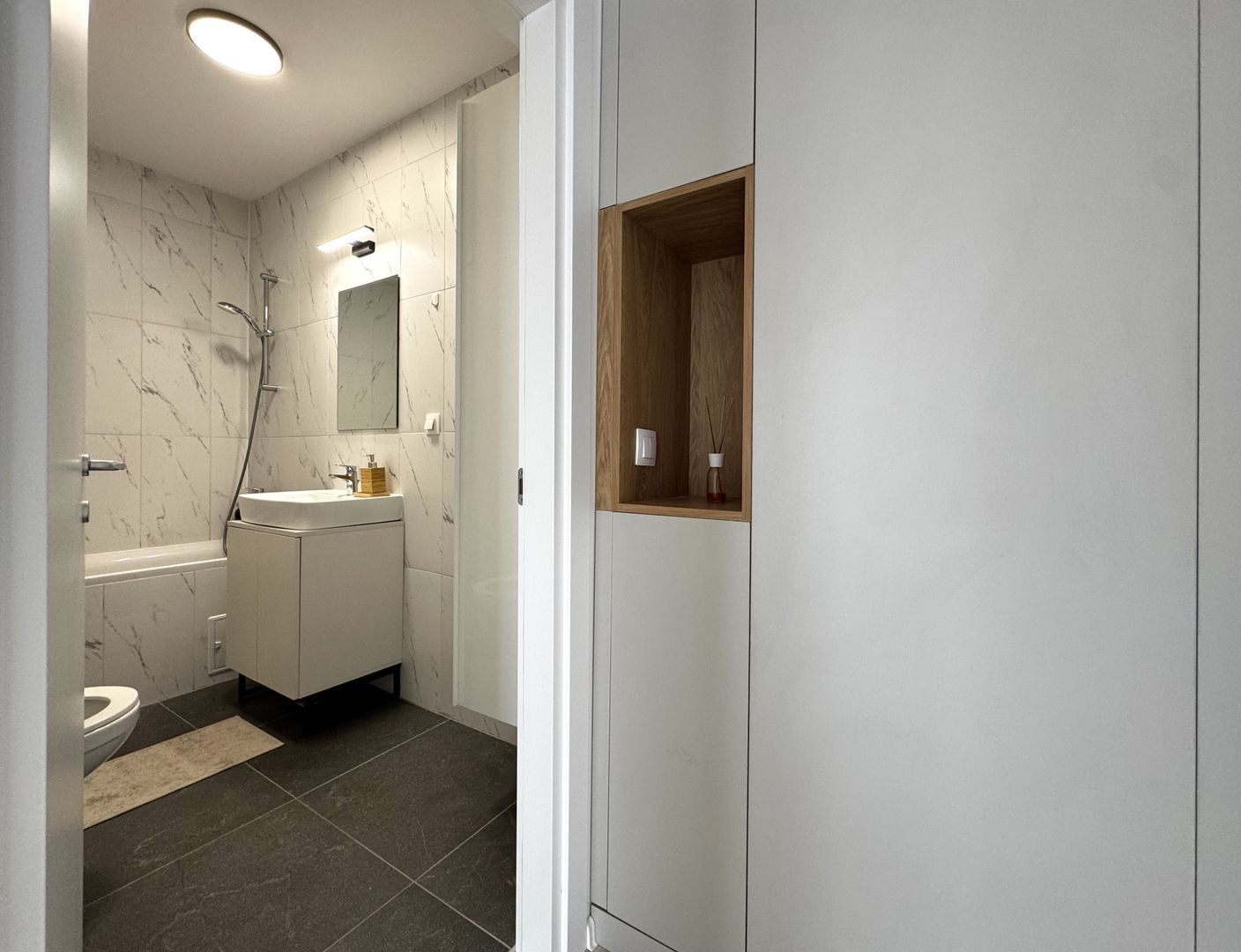Eleganță la apus – apartament 3 camere, în zona Lipovei, lângă pădure - Poză 14