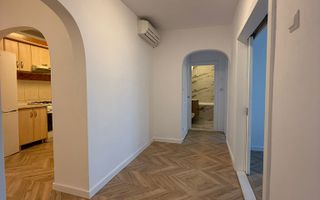 Apartament cu 3 camere – Zona Rogerius, Oradea - Poză 3